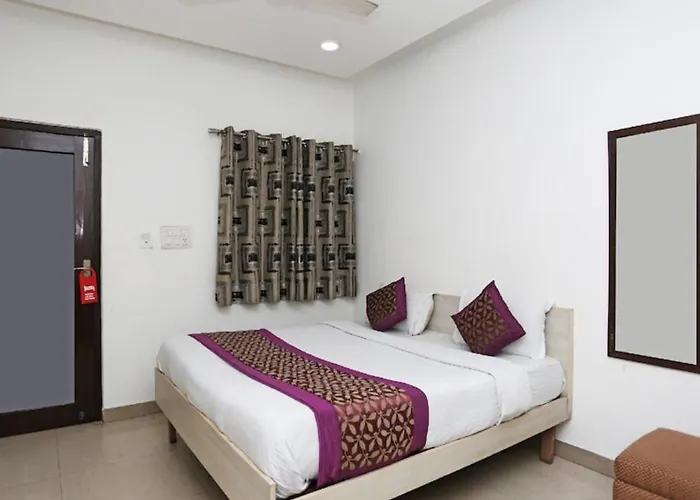 Hotel Bir - 5 Mins Away From Nizamuddin Dargah